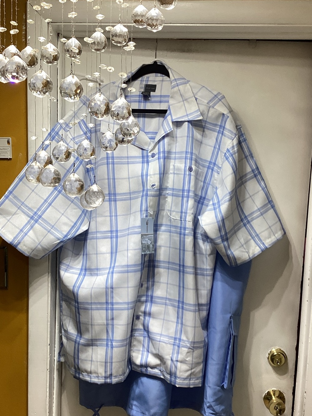 Black Label Short-Sleeve White and Light Blue Plaid Button-Down Shirt